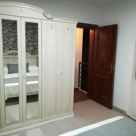 Vivienda Compartida Tajaraste Apartment Arrecife  Exterior photo
